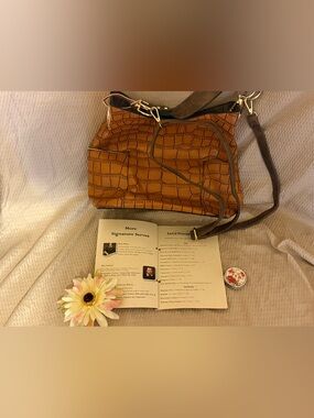 Jen & Co Brown Croc Embossed Hobo Shoulder Bag Tassel Pockets Vegan Leather